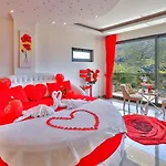 Islamlar Village For 5 People Kalkan