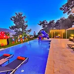 Islamlar Village For 5 People * كالكان